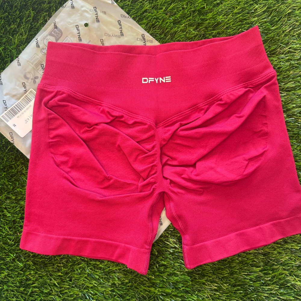 Dfyne impact shorts 4.5" berry medium